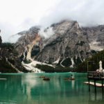 Zu sehen ist der Pragser Wildsee in Italien